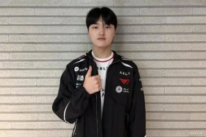 电竞世界杯-Peyz：当前版本适合自己，在LPL学到了很多会应用到LCK