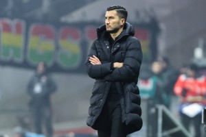 电竞世界杯-记者：伊斯坦布尔寻找新帅，前多特主帅沙欣成为首选