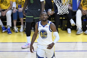 名记：鹈鹕也有意库明加 另外三支追求者是国王&amp;热火&amp;公牛