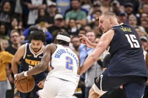 电竞世界杯-约基奇1V5失败！雷霆末节逆转掘金赢得天王山之战